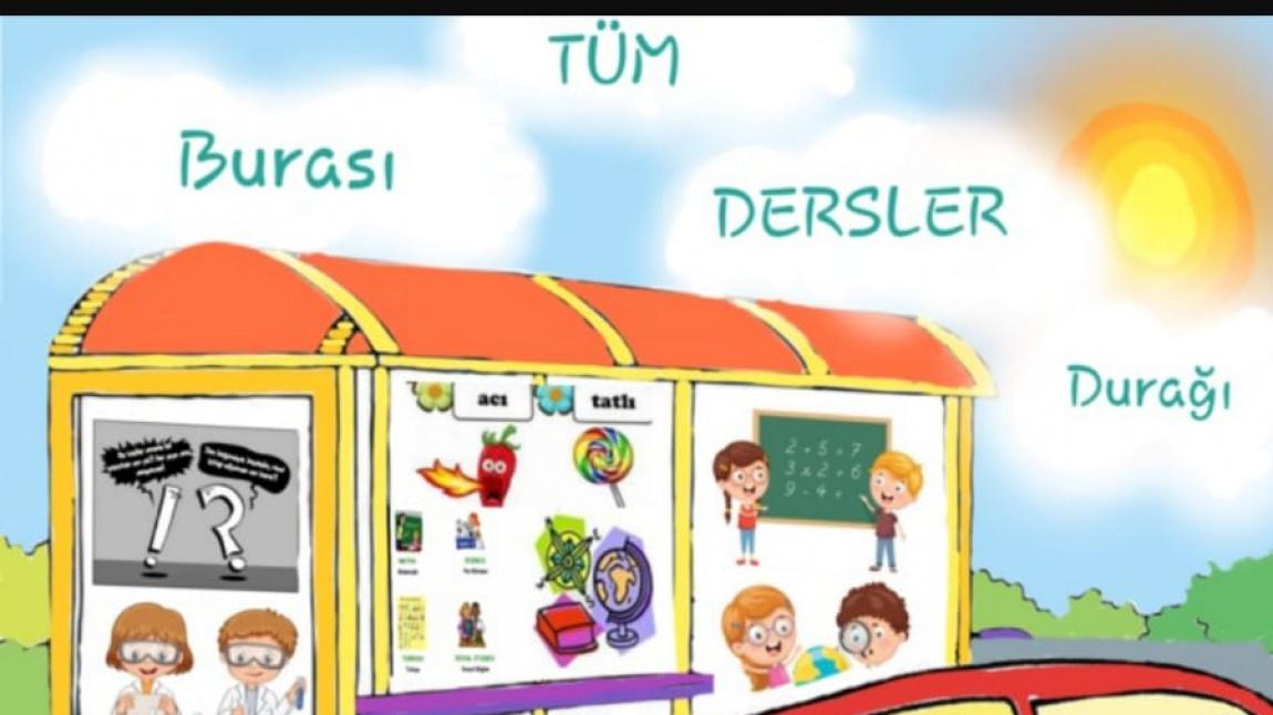 3-A Sınıfı Burası Tüm Dersler Durağı Projesi Logo ve Poster Çalışması 