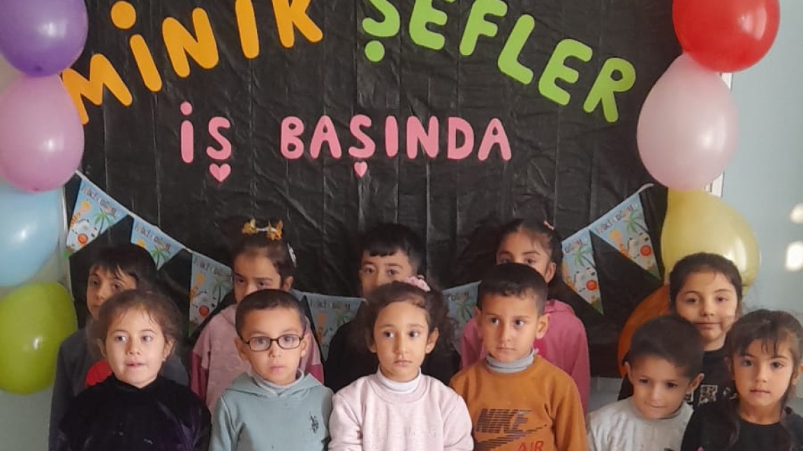 MİNİK ŞEFLER İŞ BAŞINDA 